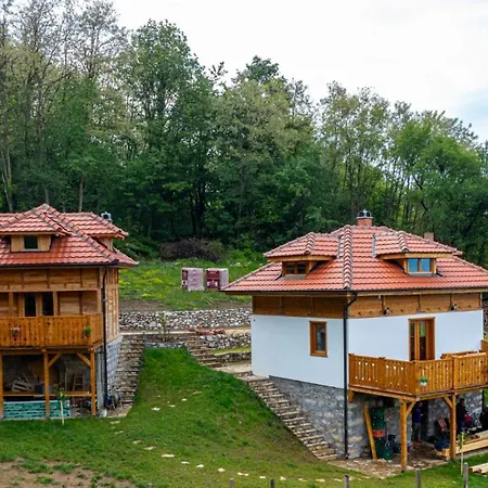 Etno Zvuk Tisine Djukic 度假居 *